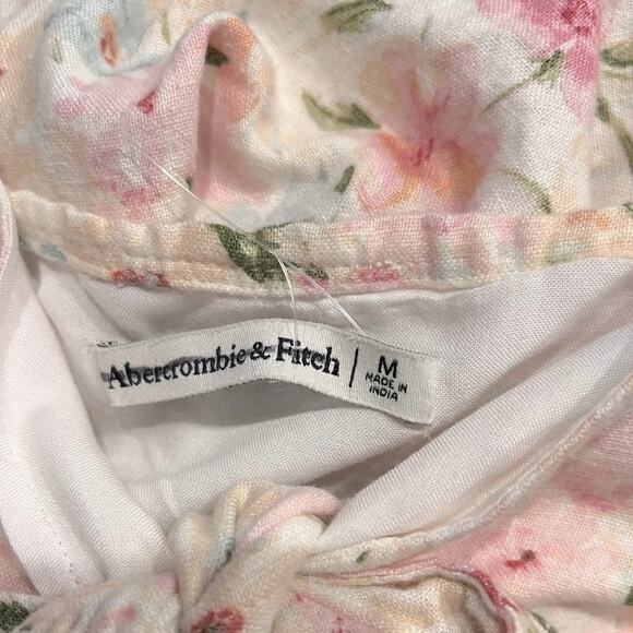 Abercrombie & Fitch Floral Tie Top Size M NWOT - Picture 8 of 8